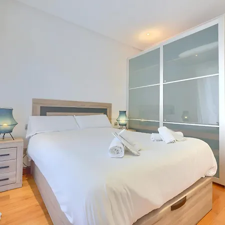 Ayuntamiento Cerca Del Casco Viejo&parking *