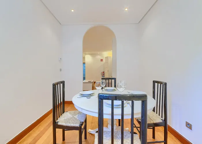 Ayuntamiento Cerca Del Casco Viejo&parking Apartamento Bilbao