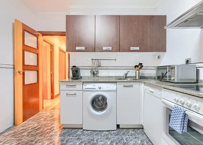 Ayuntamiento Cerca Del Casco Viejo&parking Apartamento Bilbao